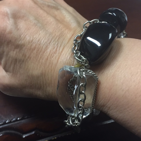Large black and clear stone bracelet - Picture 2 of 3